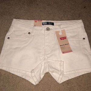 NWT White LEVI shorts